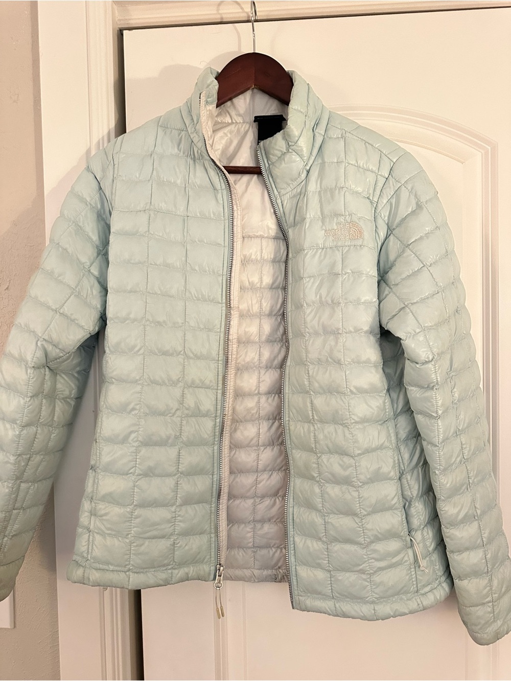 The North Face Women's Pale Blue Quilted Insulated Jacket